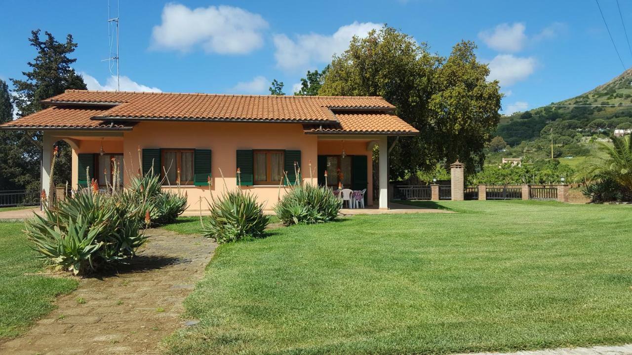 Agriturismo Rebua Porto Azzurro Exterior foto