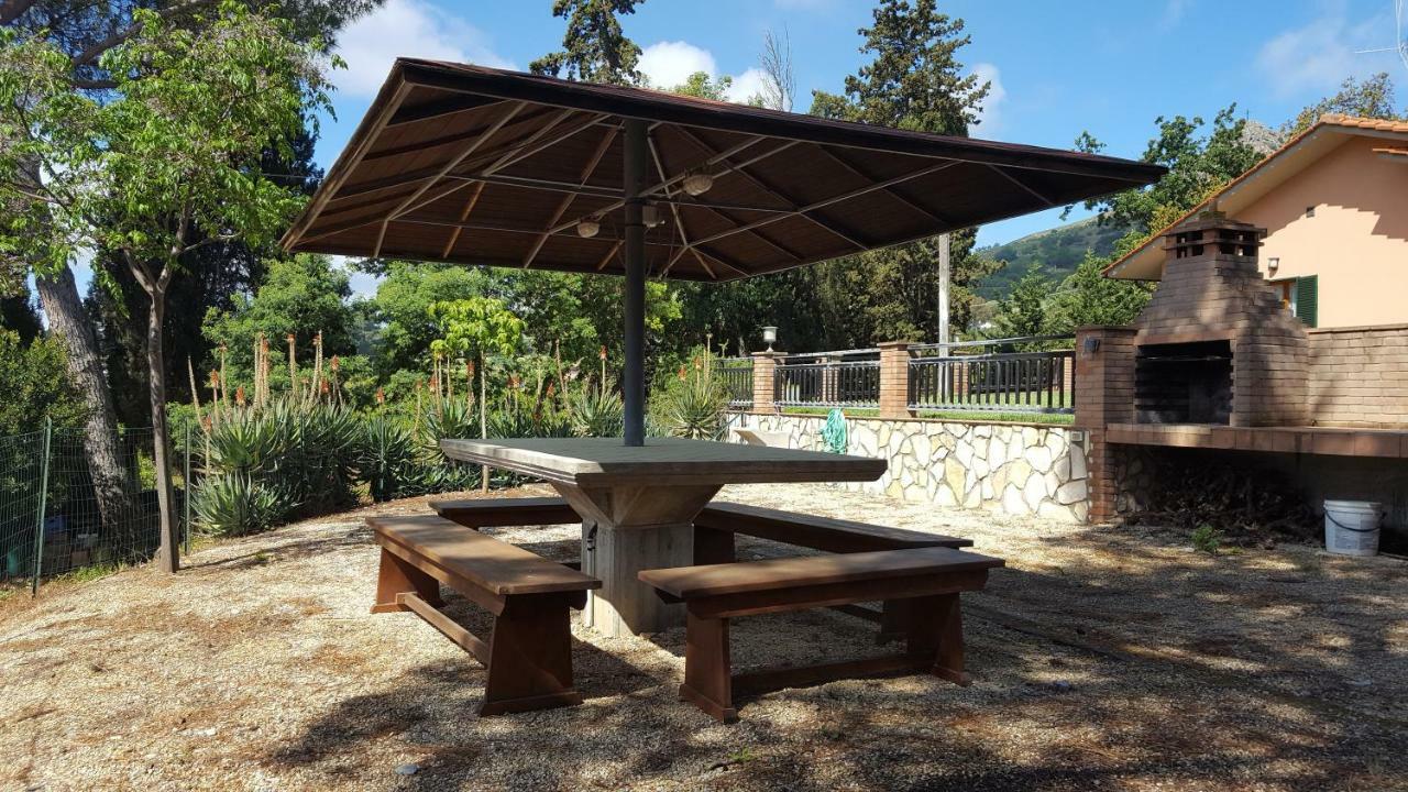 Agriturismo Rebua Porto Azzurro Exterior foto